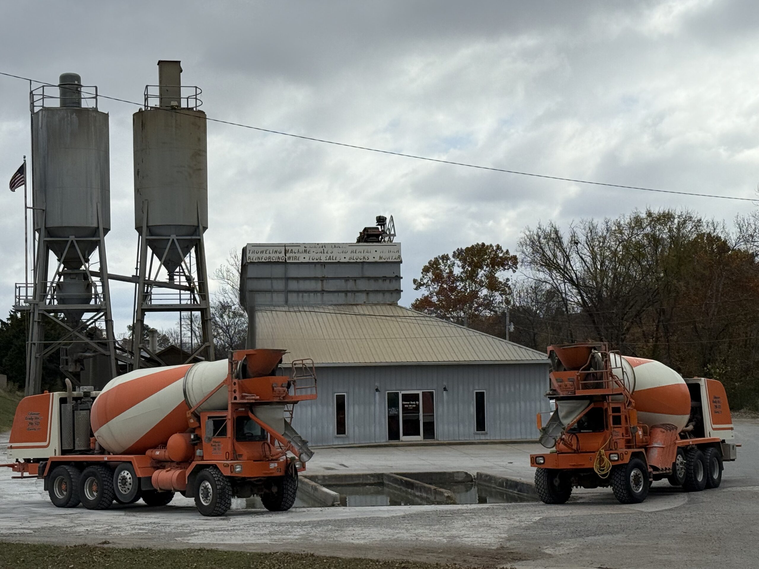 Volunteer Ready Mix truck